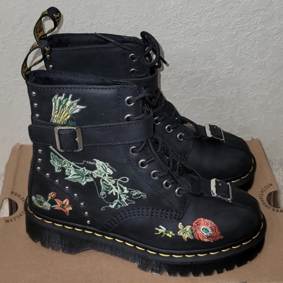 Dr. Martens Gomez Wild Botanics Boots - Picture 2 of 14